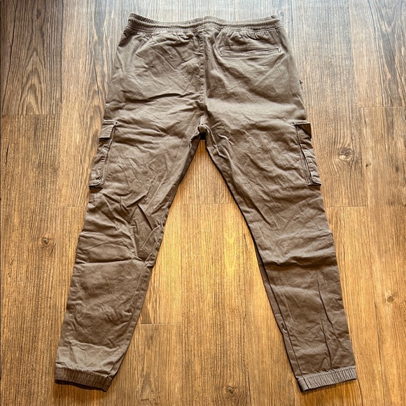 Like New 3 Pack - Hollister Men’s Joggers - Picture 7 of 7